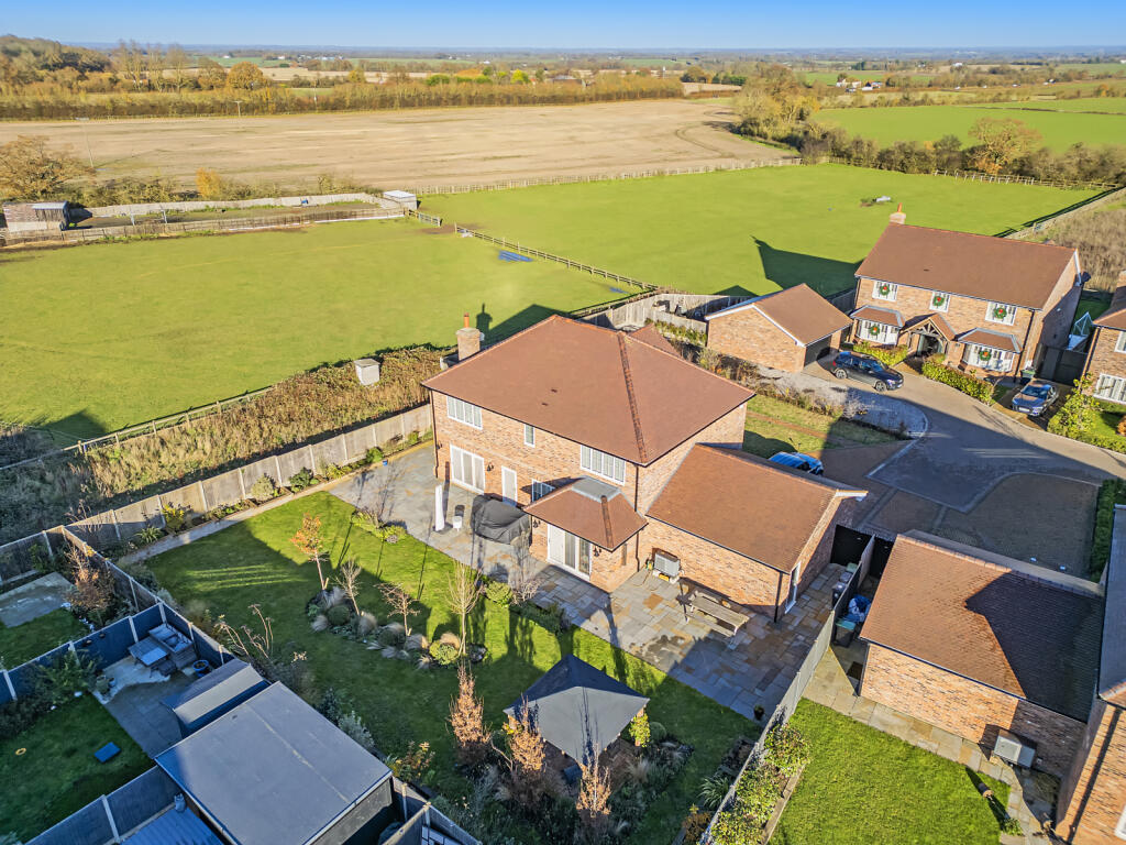 Additional image 29 of Little Ridings Lane, Ingatestone, CM4