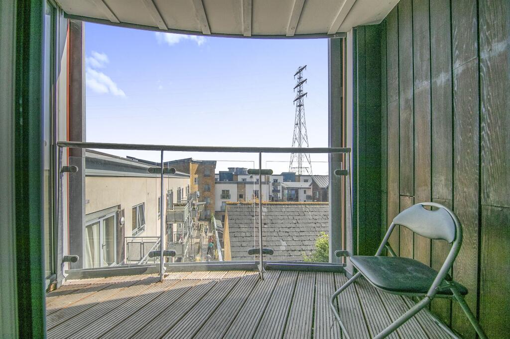 Additional image 16 of Quayside Drive, Colchester