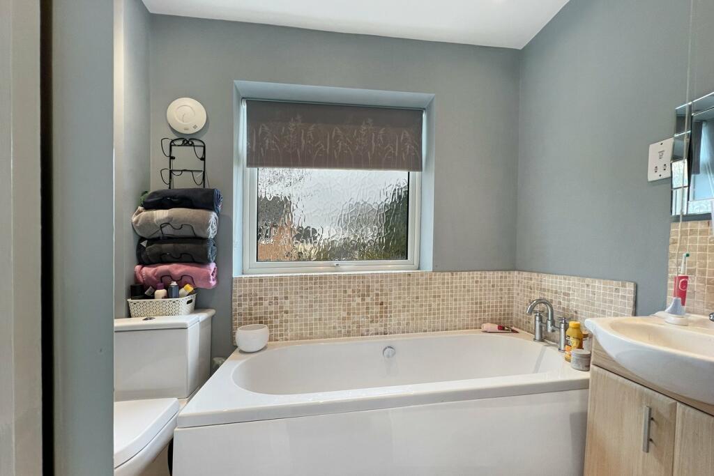 Additional image 12 of Nether Court, Halstead, CO9