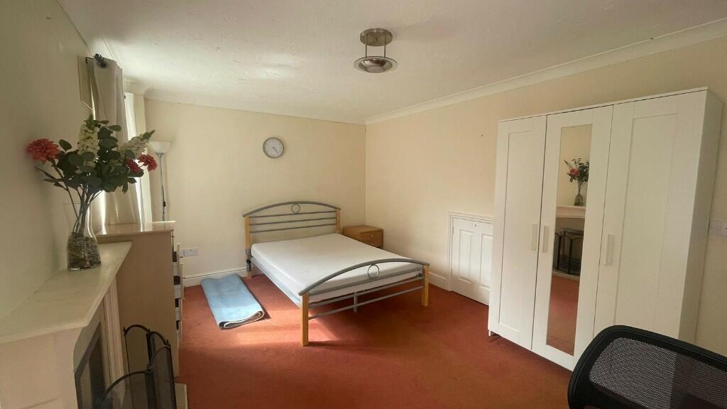 Additional image 10 of Triumph Close, Colchester, Essex, CO4