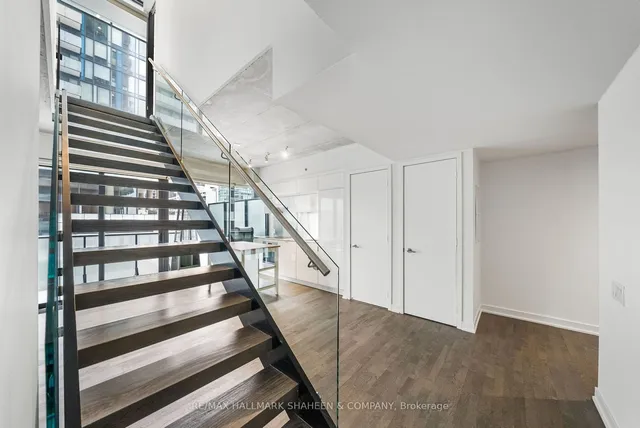 Additional image 17 of 185 Roehampton Ave Unit 702