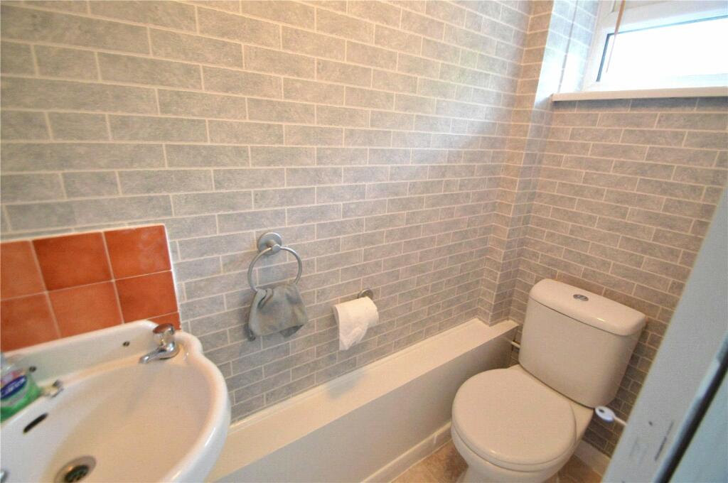 Additional image 12 of Hyrstdene, 1 Waldronhyrst Road, South Croydon, CR2