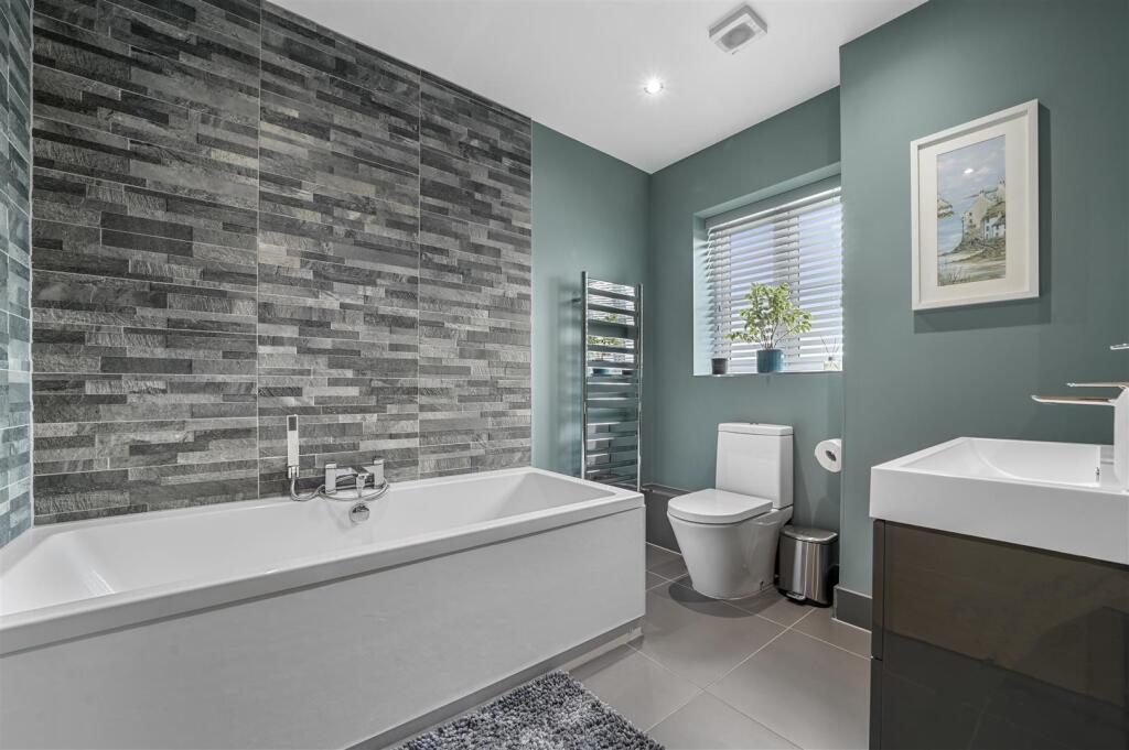 Additional image 14 of Glebe Place, Tendring