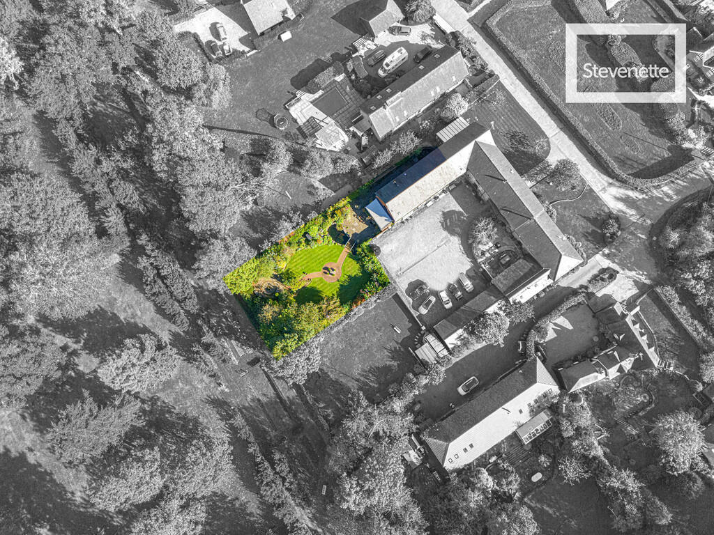 Additional image 23 of Copped Hall, Epping