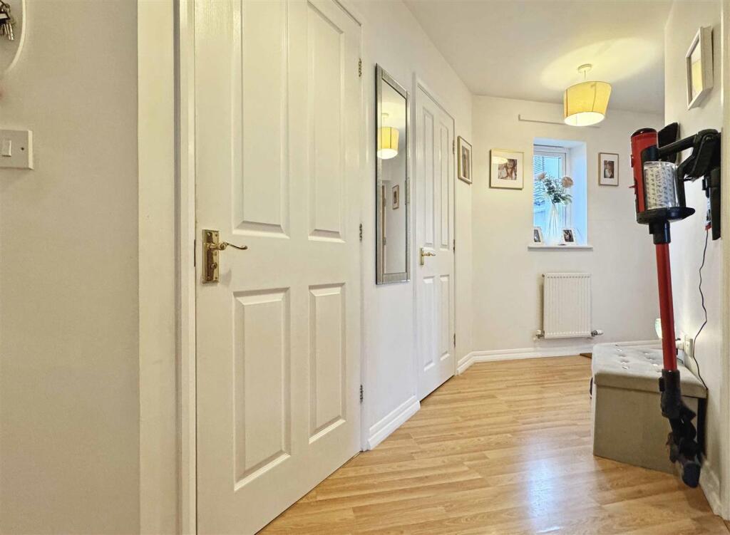 Additional image 4 of Shimbrooks, Great Leighs, Chelmsford