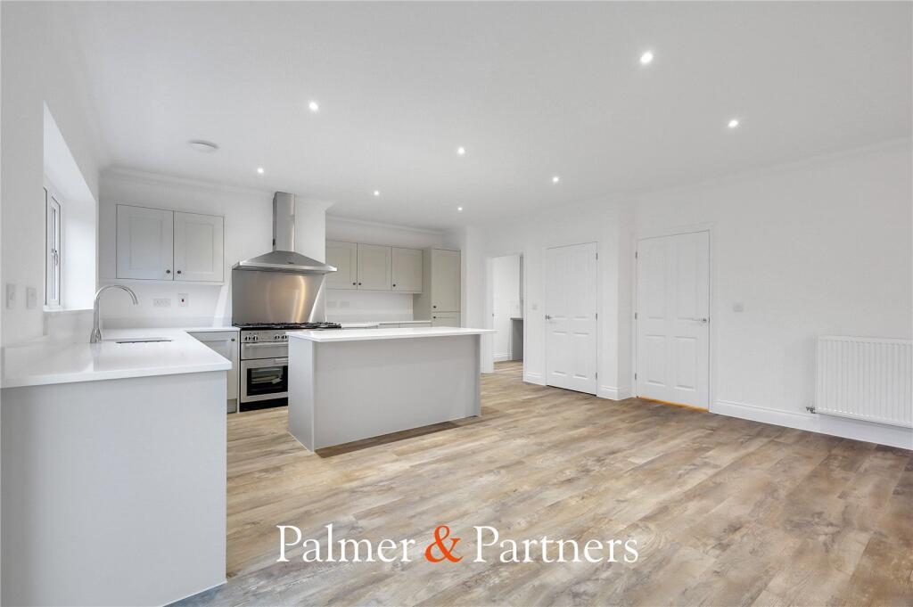 Additional image 8 of River Reach, Mistley, Manningtree, Essex, CO11