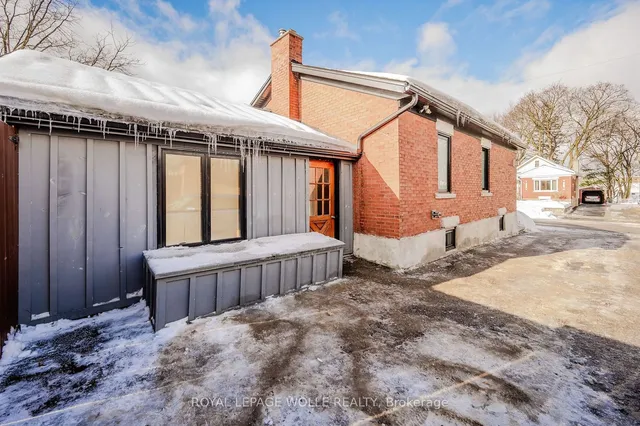 Additional image 32 of 13 Grenville Ave