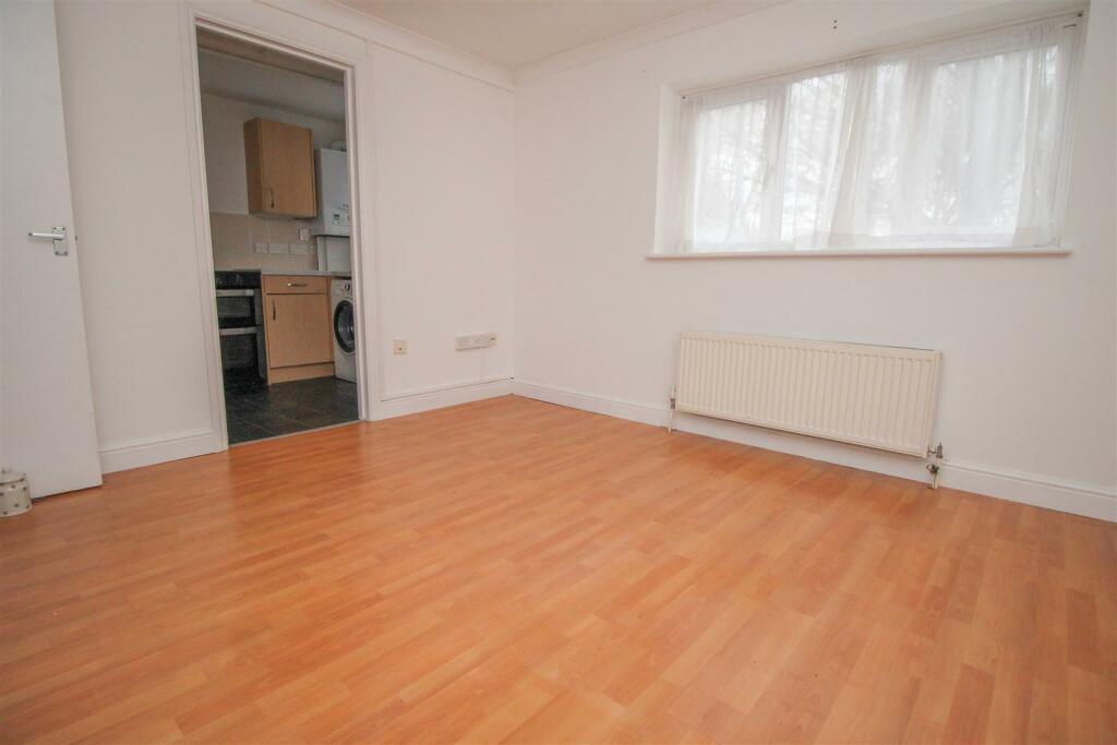 Additional image 5 of Carters Mead, Harlow