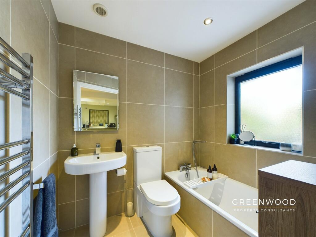 Additional image 9 of 9 Ashley Gardens, Lexden, Colchester, Essex, CO3