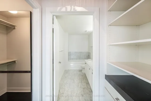 Additional image 23 of 438 King St Unit Ph03