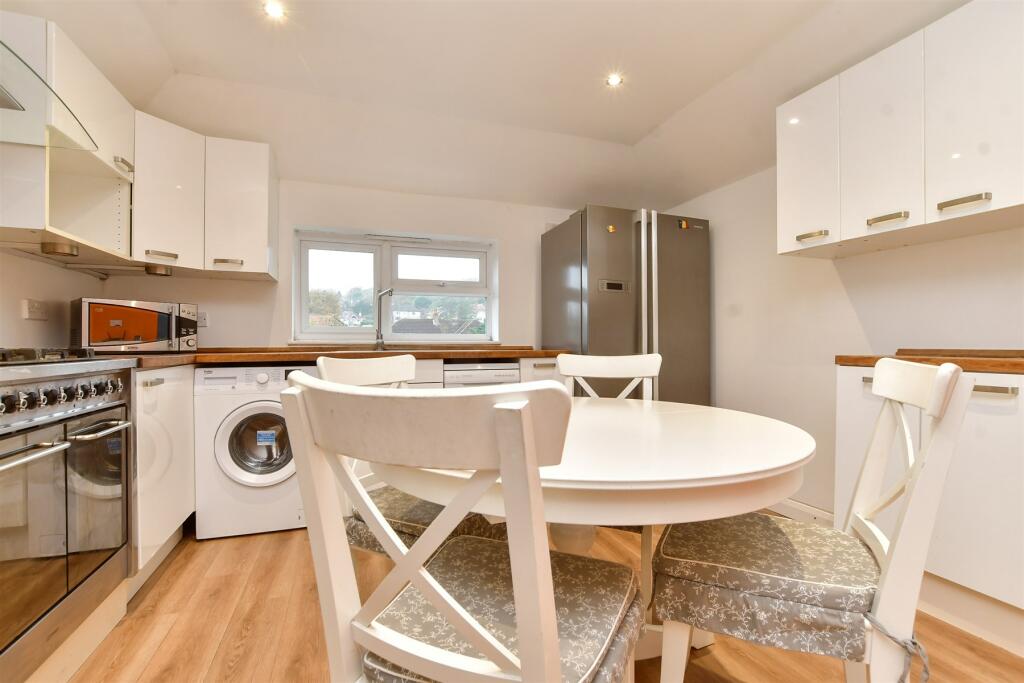 Additional image 13 of Brighton Road, Coulsdon, Surrey