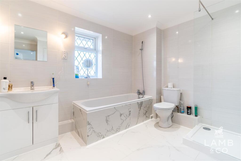 Additional image 25 of Seafront Position, Walton On The Naze