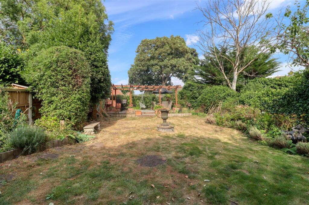 Additional image 16 of Hurst Green, Brightlingsea