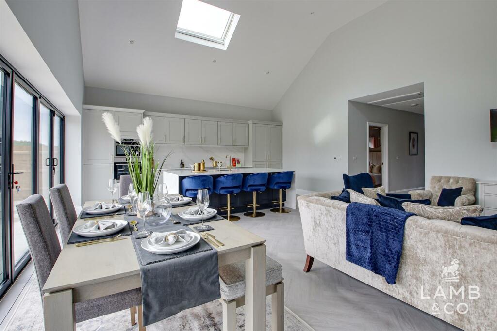 Additional image 4 of Blackberry Lodge Talbot Road, Little Clacton