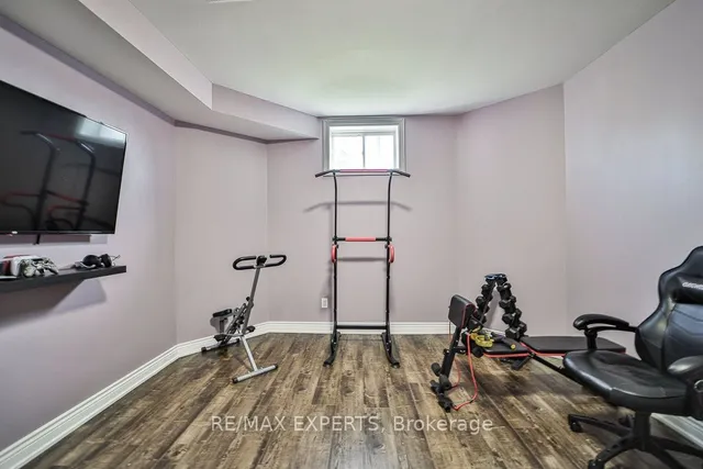 Additional image 31 of 28 Pendergast Crt