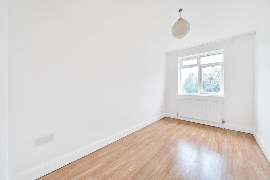 Additional image 15 of Ridgemount Avenue, Croydon