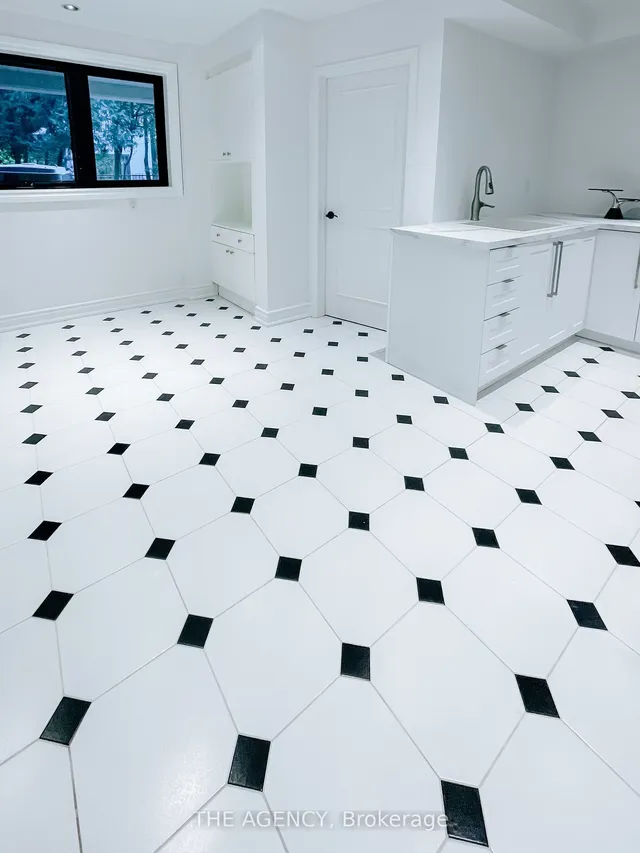 Additional image 35 of 7 Shady Oaks Cres