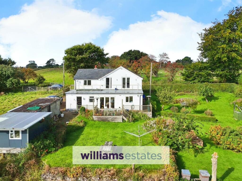 Ffordd Y Blaenau, Treuddyn