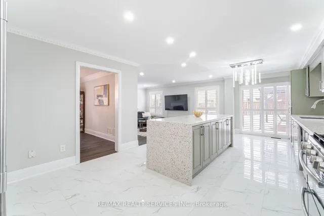 Additional image 13 of 57 Legend Lane