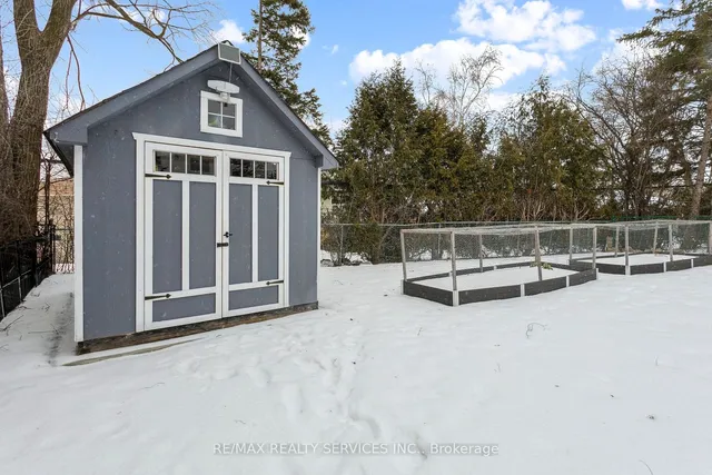 Additional image 40 of 8 Derwent Ave