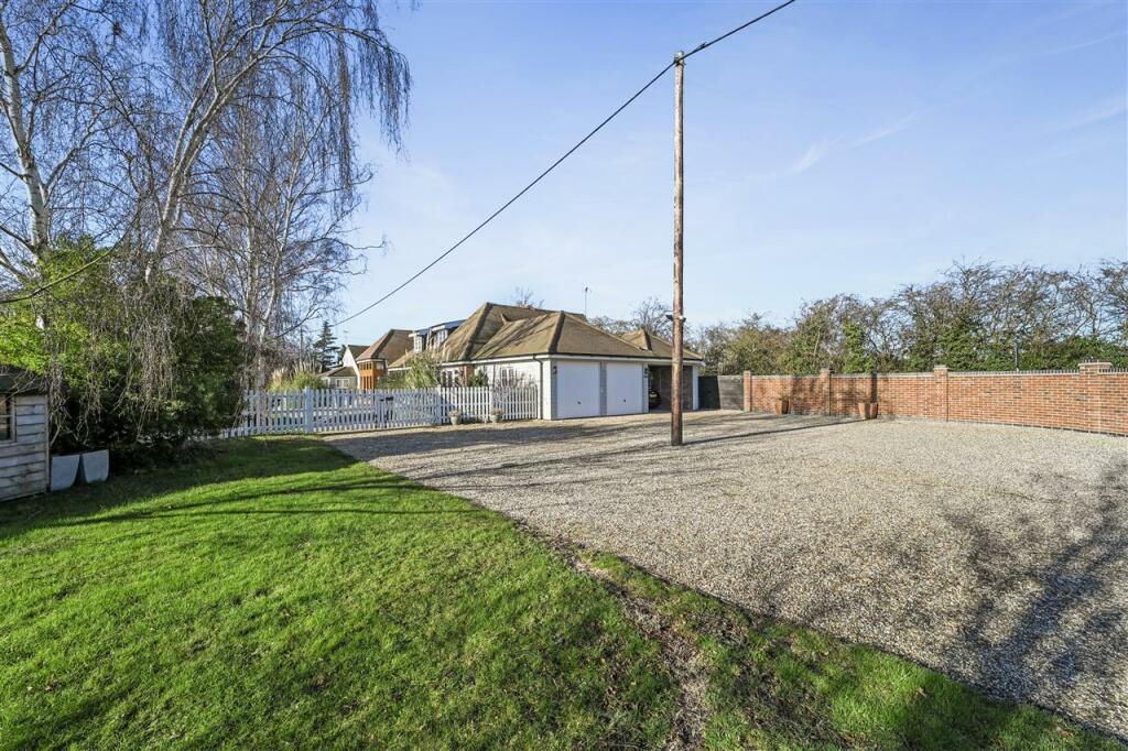 Additional image 32 of Holly Tree Cottage, Great Holland