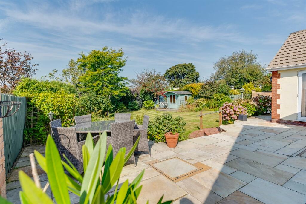 Additional image 24 of Lees Lane, Neston