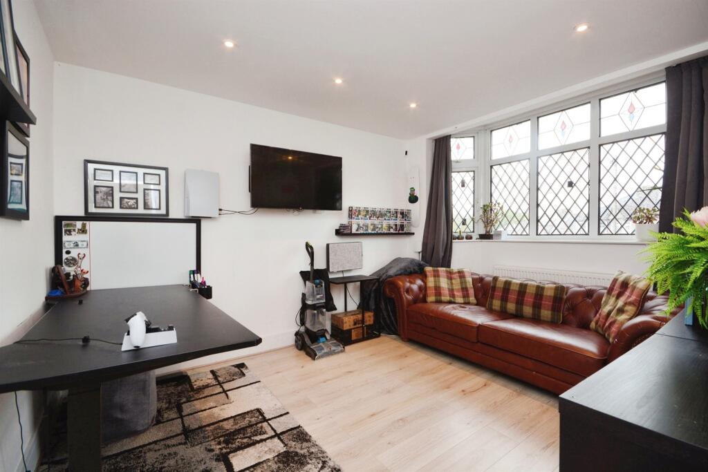 Additional image 5 of West Way, BRENTWOOD