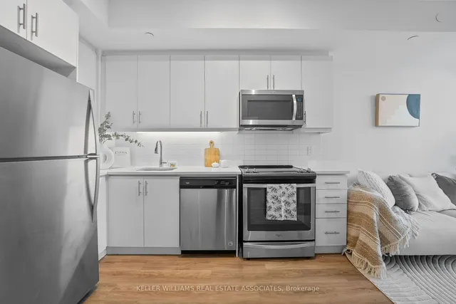 Additional image 13 of 17 Zorra St Unit 1608