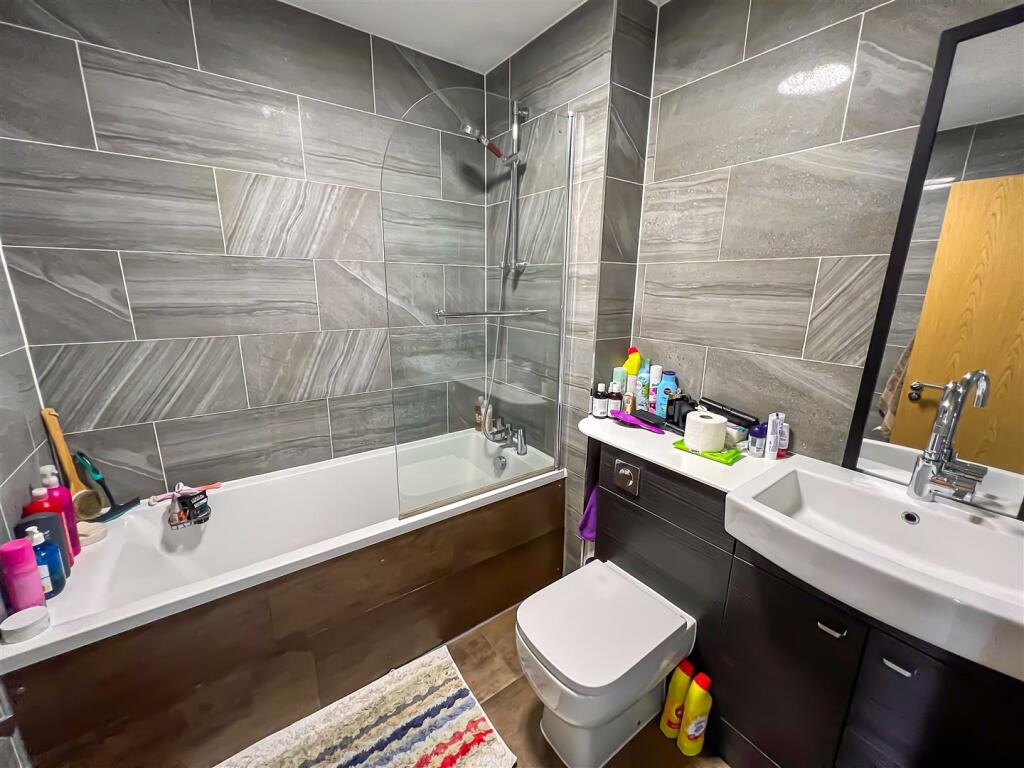 Additional image 6 of Shrubland Road, Mistley