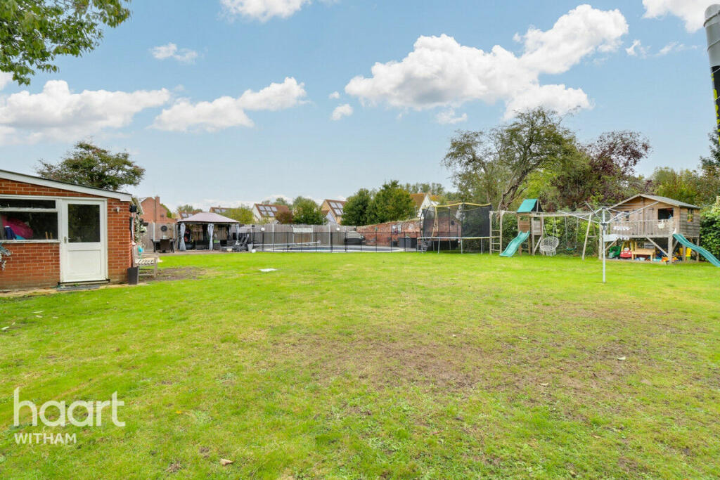 Additional image 26 of Powers Hall End, Witham