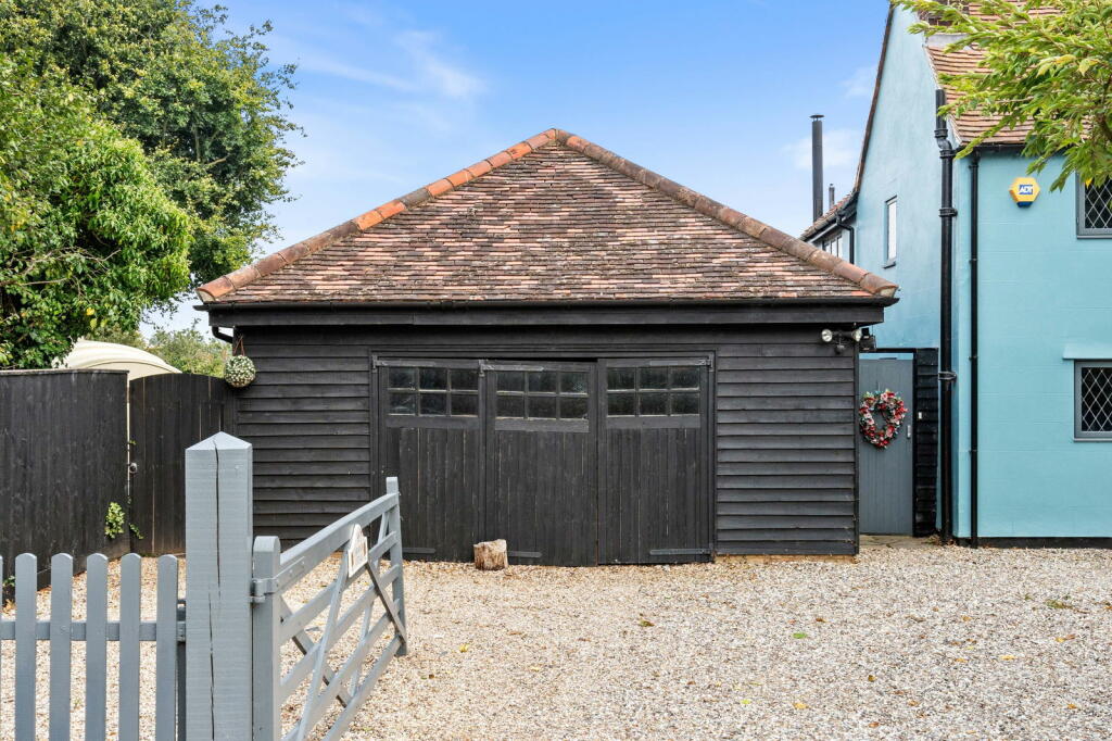 Additional image 54 of Brook End Road South, Chelmsford