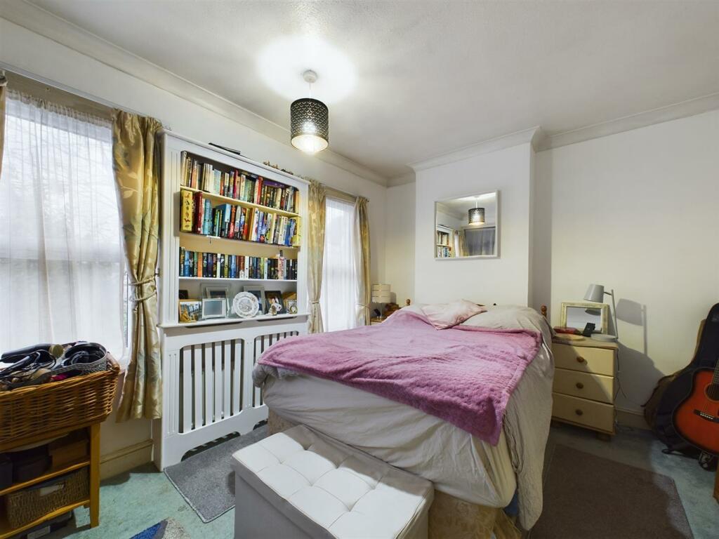 Additional image 11 of Stoats Nest Road, Coulsdon