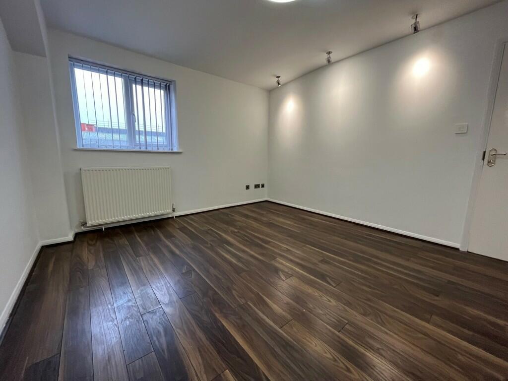 Additional image 13 of 4 Commerce Park, Whitehall Industrial Estate, Colchester, Essex, CO2