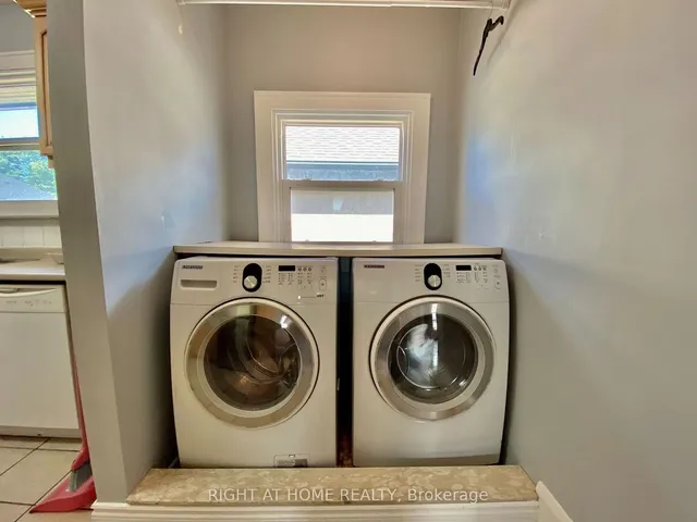 Additional image 29 of 1196 Avenue Rd