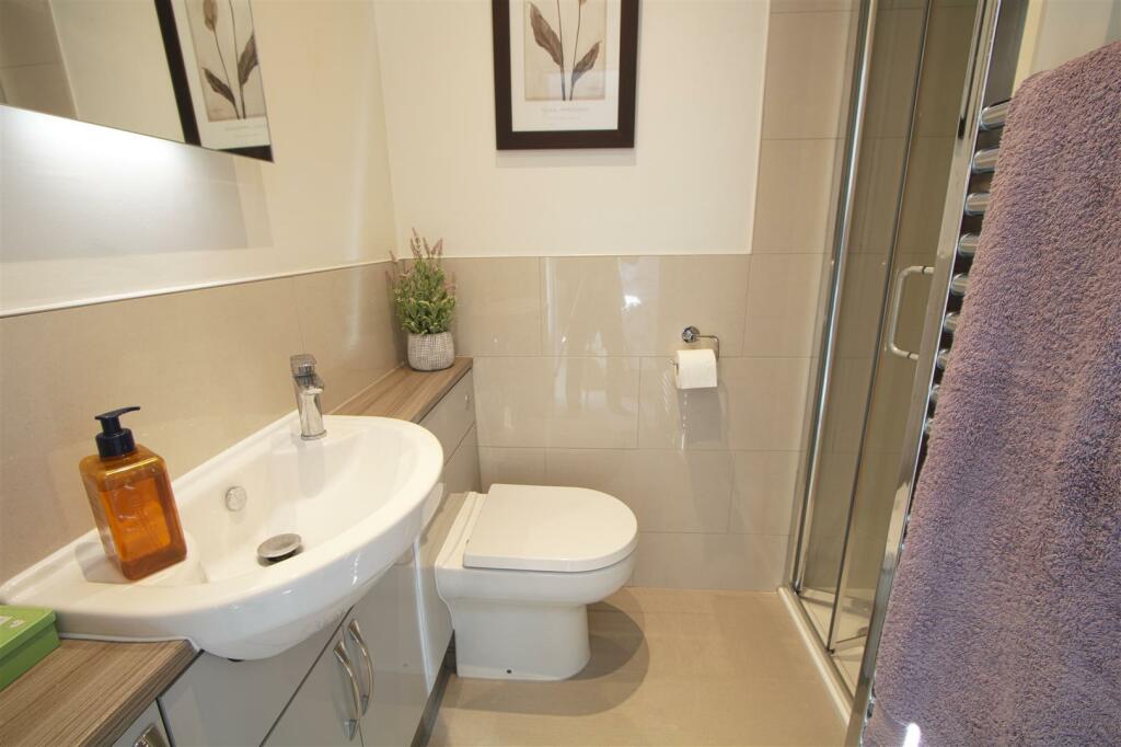 Additional image 16 of Coxes Farm Road, Billericay