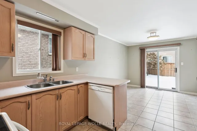 Additional image 10 of 165 Cresthaven Rd