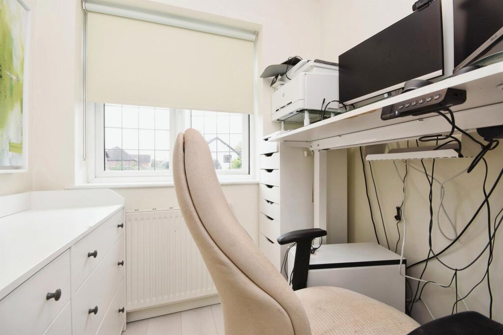 Additional image 9 of Russell Close, Brentwood