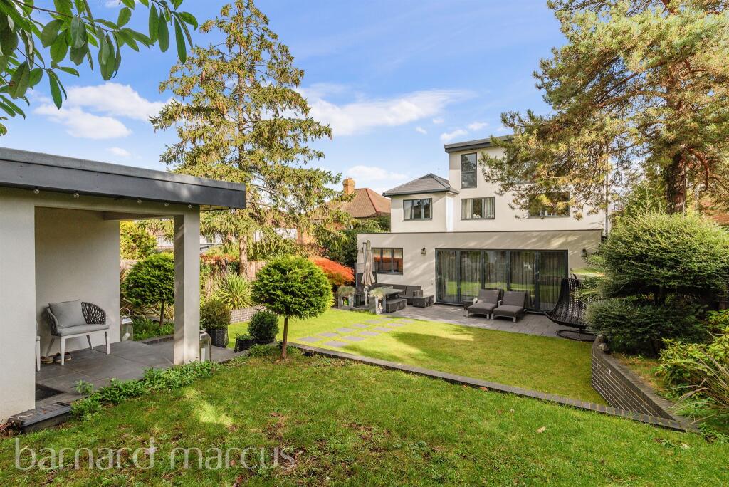 Additional image 19 of Elmfield Way, South Croydon