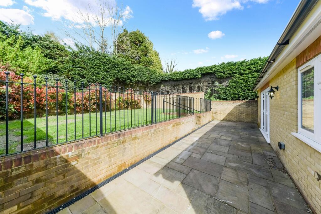 Additional image 16 of Field End, Coulsdon