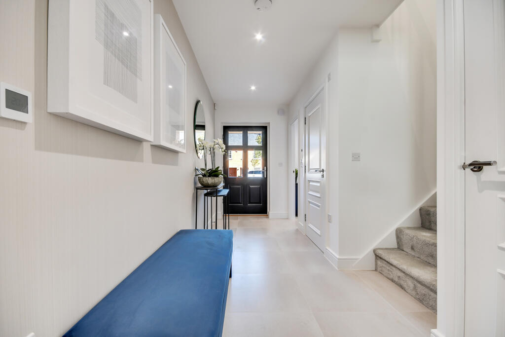 Additional image 4 of 15 Boyles Court, Dark Lane,, CM14