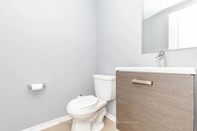 Additional image 21 of 22 Francesco St