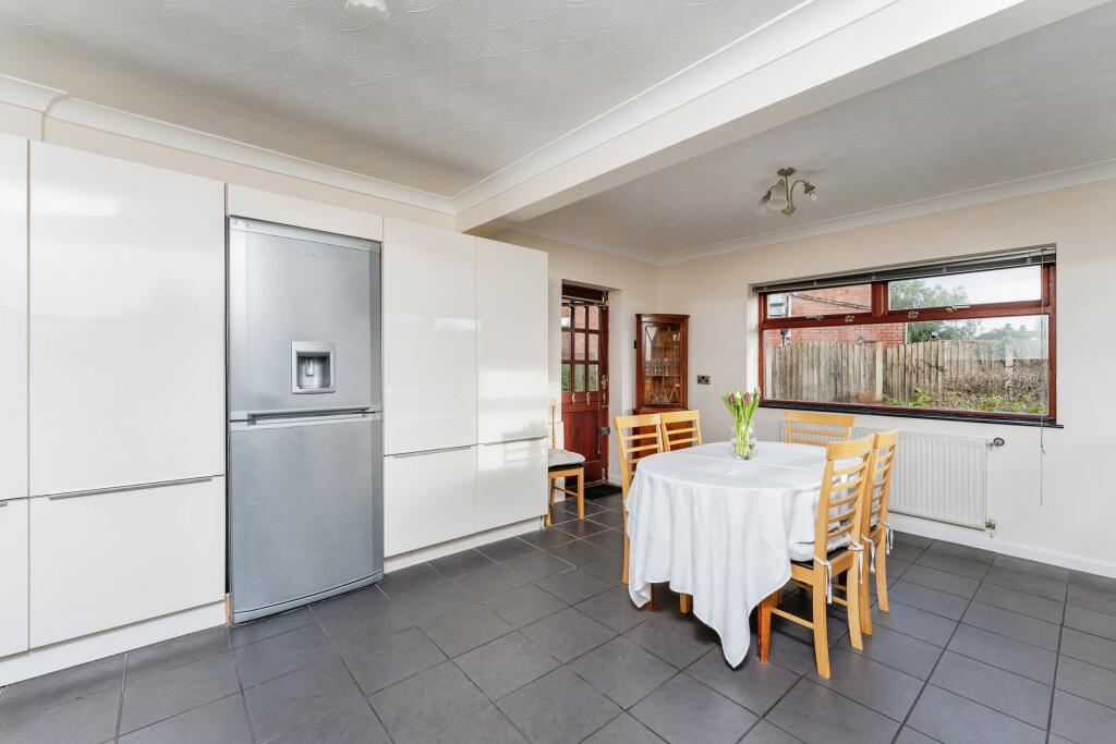 Additional image 9 of Orchard Lane, Childer Thornton, Ellesmere Port, Cheshire, CH66