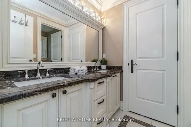 Additional image 21 of 12 Walder Ave