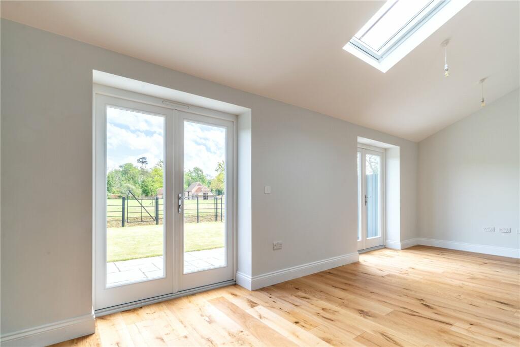 Additional image 6 of Brizes Park, Ongar Road, Kelvedon Hatch, Brentwood, CM14