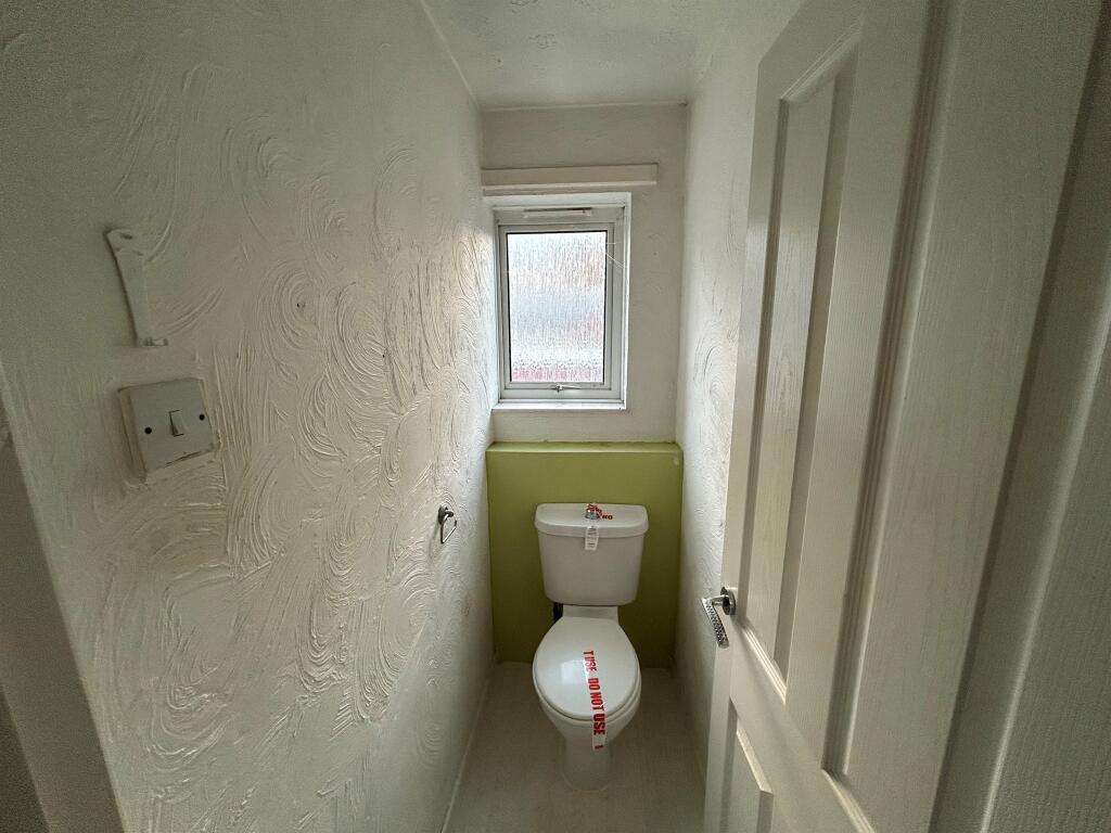 Additional image 5 of Long Banks, Harlow