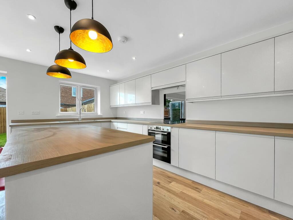 Additional image 11 of Churchill Avenue, Halstead, Halstead, CO9