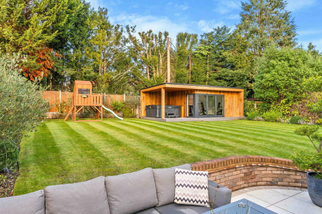 Additional image 55 of Longaford Way, Hutton Mount, Brentwood, CM13 2LT