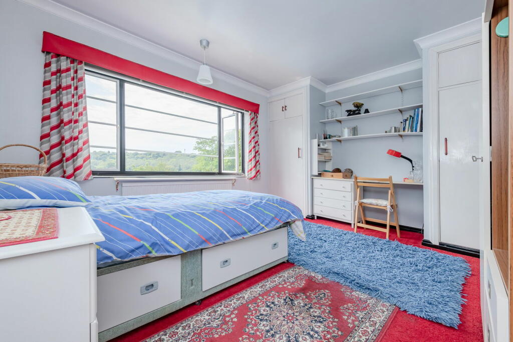 Additional image 29 of Harestone Hill, Caterham, CR3