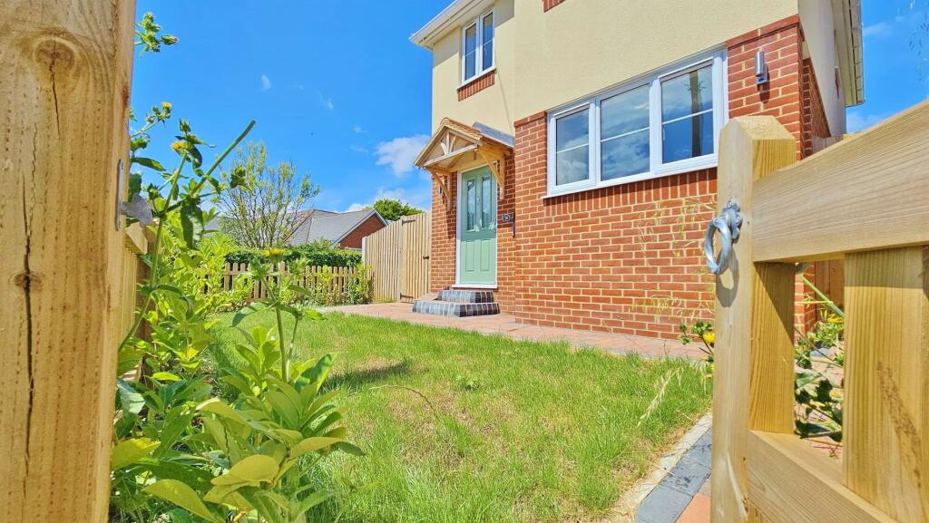 Additional image 33 of Fifth Avenue, Frinton-On-Sea