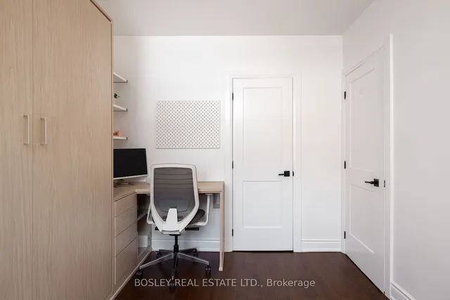 Additional image 22 of 233 Mcroberts Ave